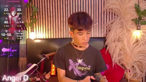 Angel dust online show from April 2, 2026, 3:04 am