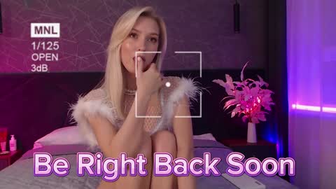 Snapshot of angelees_ chatting on January 25, 2025, 4:03 pm Angelina online show from January 25, 2025, 4:03 pm