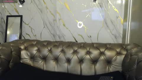 angel online show from September 21, 2025, 5:58 pm