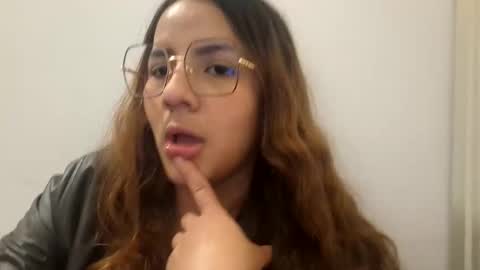 angel online show from October 5, 2025, 8:07 pm