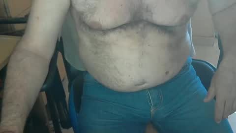 Snapshot of angelgarcia269 chatting on December 17, 2024, 6:31 pm angelgarcia269 online show from December 17, 2024, 6:31 pm