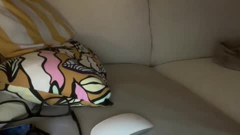 AngelHarly online show from October 29, 2025, 11:17 pm