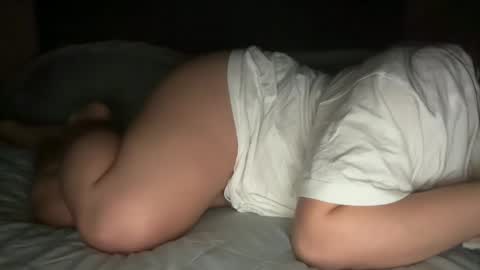 AngelHarly online show from November 4, 2025, 9:19 am