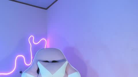 Carolina online show from January 8, 2025, 3:40 am