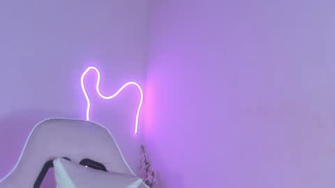 Carolina online show from January 28, 2025, 12:57 am