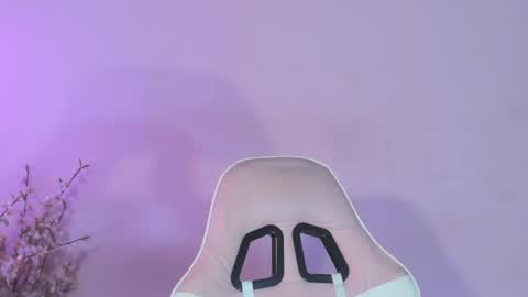 Carolina online show from February 23, 2025, 1:02 am