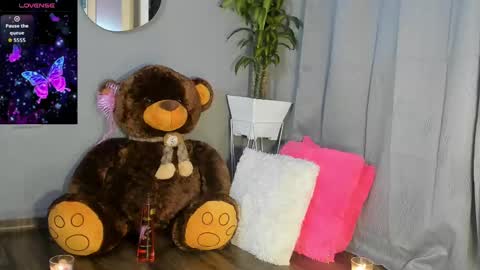 Carolina online show from September 25, 2025, 12:36 am