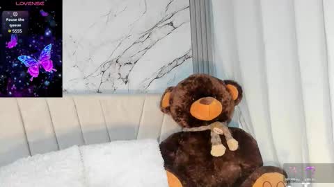 Carolina online show from October 5, 2025, 12:09 am