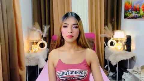 MISS PAU online show from October 6, 2025, 4:21 am