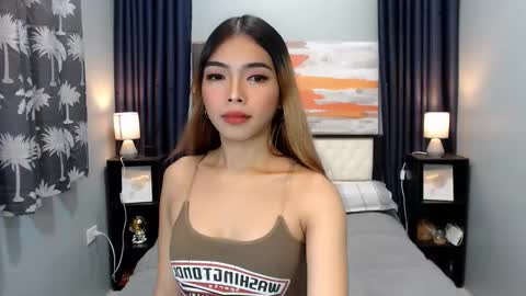 MISS PAU online show from December 14, 2025, 1:22 am