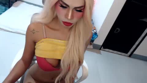 Snapshot of angelic_face_808 chatting on May 29, 2026, 12:08 am DIVINE ANGEL online show from May 29, 2026, 12:08 am