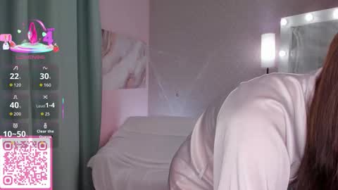 Snapshot of angelic_pricess chatting on October 24, 2025, 2:08 am Emma online show from October 24, 2025, 2:08 am