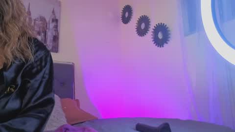 Snapshot of angelica_bouvier chatting on July 7, 2026, 7:23 am C A L L M E A N G E L online show from July 7, 2026, 7:23 am