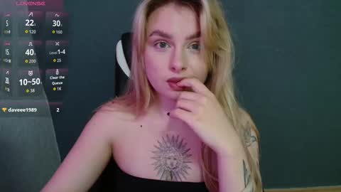 Snapshot of angelicablanch chatting on October 4, 2025, 8:29 pm angelicablanch online show from October 4, 2025, 8:29 pm