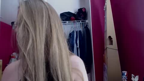 AngelicAngel online show from February 18, 2025, 10:36 pm