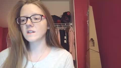 AngelicAngel online show from December 22, 2025, 2:08 am