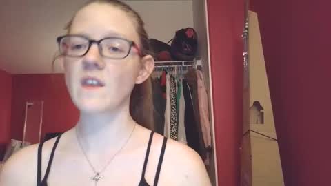 AngelicAngel online show from February 9, 2026, 4:38 am