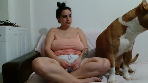 Snapshot of angelicbabexxx chatting on December 18, 2024, 7:41 pm Angela online show from December 18, 2024, 7:41 pm