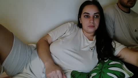 Snapshot of angelicbabexxx chatting on December 22, 2024, 12:07 am Angela online show from December 22, 2024, 12:07 am