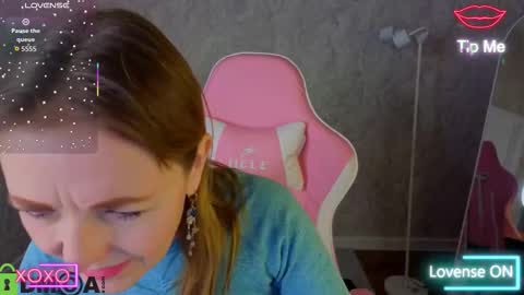 Snapshot of angelina_relax chatting on February 26, 2026, 1:15 am Angelina online show from February 26, 2026, 1:15 am
