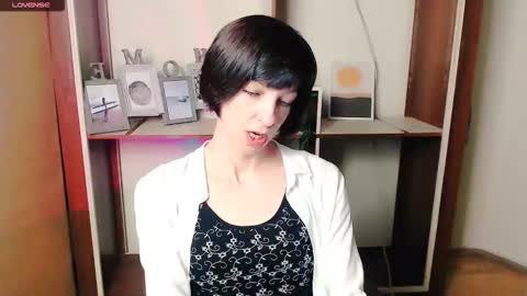 Angelina online show from October 14, 2025, 6:58 am