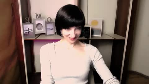 Angelina online show from January 8, 2026, 9:55 am