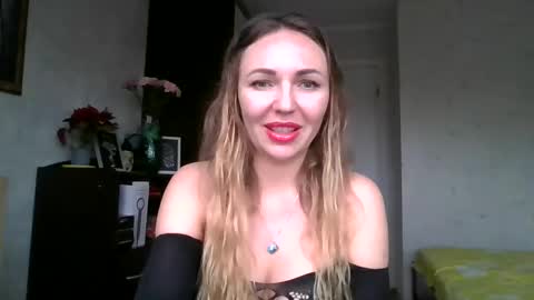 angelinalove28 online show from December 19, 2025, 7:59 am