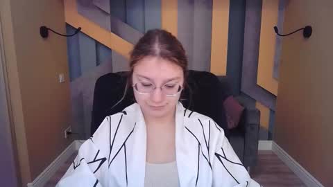 AngelinaLow online show from February 16, 2026, 12:23 pm