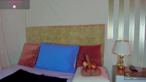 angelinarouse_ online show from September 13, 2025, 1:27 am