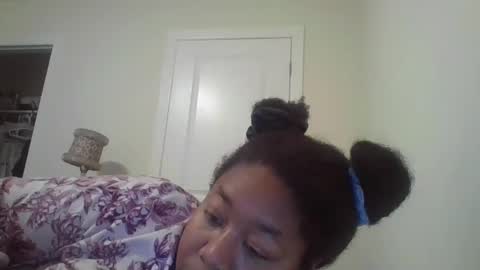 angeliquebelcaliz online show from February 15, 2025, 11:39 am