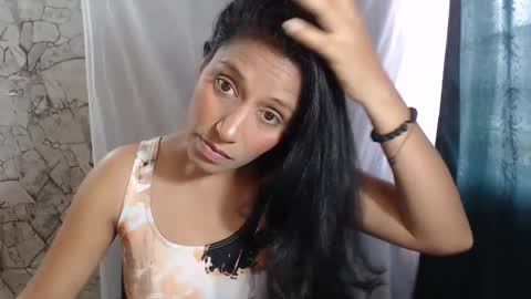 angela online show from October 10, 2025, 4:28 pm