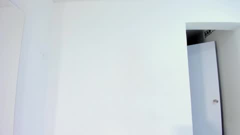 A F R O D I T A online show from December 17, 2025, 11:27 am