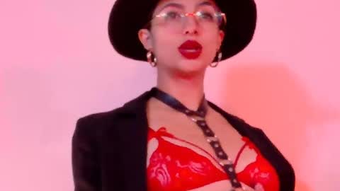 Snapshot of angell_bell chatting on February 20, 2025, 12:36 pm Angel online show from February 20, 2025, 12:36 pm