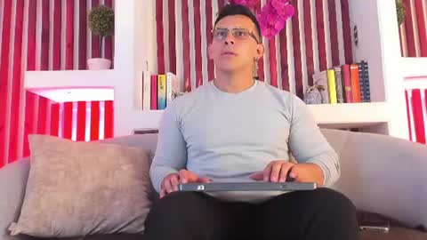 angell_rodriguez online show from June 15, 2026, 4:36 am