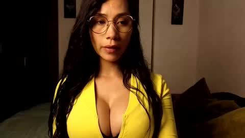  ANGELA ISABELLA  online show from January 14, 2026, 12:27 am