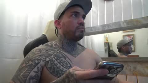 Snapshot of angellatino0 chatting on October 13, 2025, 4:23 am angellatino0 online show from October 13, 2025, 4:23 am