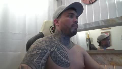 Snapshot of angellatino0 chatting on November 4, 2025, 3:27 am angellatino0 online show from November 4, 2025, 3:27 am