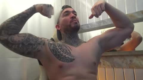 Snapshot of angellatino0 chatting on November 24, 2025, 5:18 am angellatino0 online show from November 24, 2025, 5:18 am