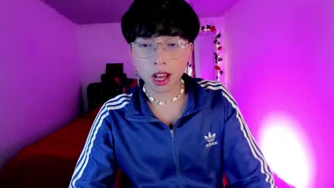 Angel  online show from December 3, 2025, 9:24 pm