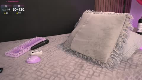   online show from January 9, 2025, 2:18 pm