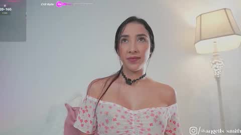   online show from November 11, 2025, 6:52 pm