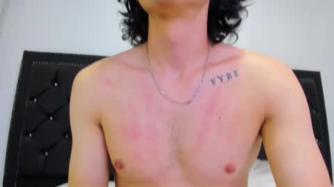 Snapshot of angelmonets chatting on October 10, 2025, 2:38 pm Angel Monets online show from October 10, 2025, 2:38 pm