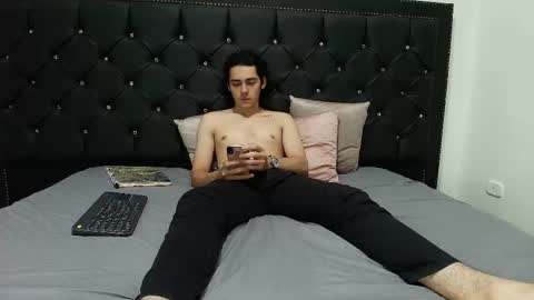 Snapshot of angelmonets chatting on November 5, 2025, 12:38 pm Angel Monets online show from November 5, 2025, 12:38 pm