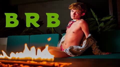 Snapshot of angelocute_ chatting on January 5, 2025, 12:31 pm Angelo I work from home this is my room online show from January 5, 2025, 12:31 pm