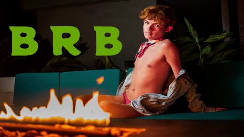 Snapshot of angelocute_ chatting on January 17, 2025, 12:10 pm Angelo I work from home this is my room online show from January 17, 2025, 12:10 pm