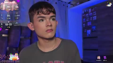 Snapshot of angelocute_ chatting on March 12, 2025, 5:57 am Angelo I work from home this is my room online show from March 12, 2025, 5:57 am