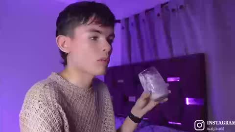 Snapshot of angelocute_ chatting on September 11, 2025, 4:12 am Angelo I work from home this is my room online show from September 11, 2025, 4:12 am