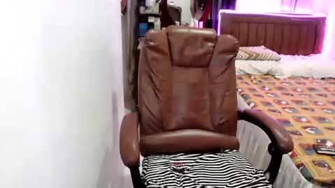 sabina online show from October 6, 2025, 2:31 am