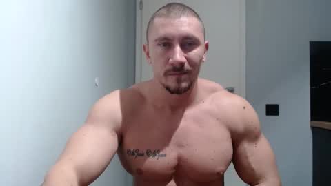 ------- SEX SHOW WITH GUYS AND GIRLS  MUSCLE SHOW online show from December 2, 2024, 4:31 pm