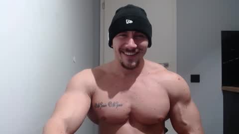  ------- SEX SHOW WITH GUYS AND GIRLS  MUSCLE SHOW online show from January 4, 2025, 10:24 pm